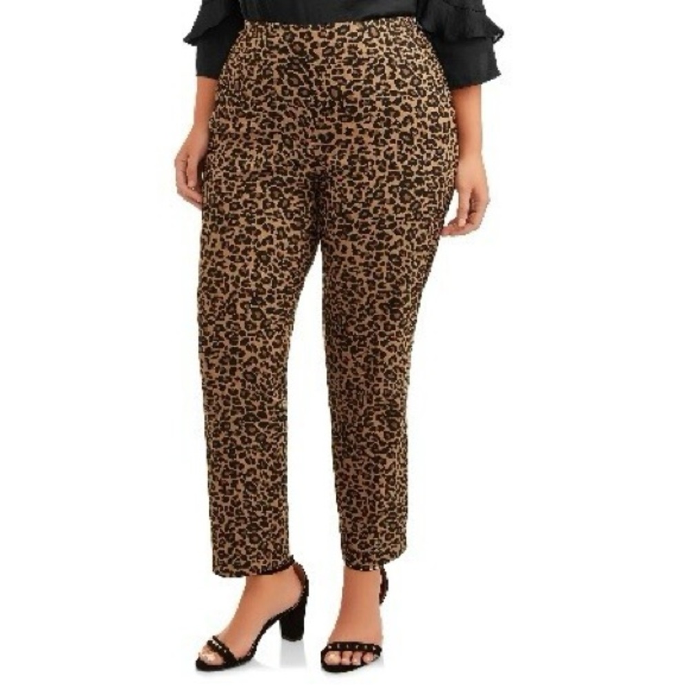 Terra & Sky Leopard Core Straight Denim, Straight Leg, Women’s Size 16 Plus